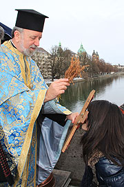 Erzpriester Apostolos Malamousis  (Fioto: MartiN Schmitz)